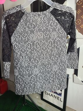 Black and White Lace Sleeve Patterned Women's Blouse